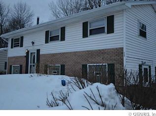 110 Golden Rod Ln, Rochester, NY 14623