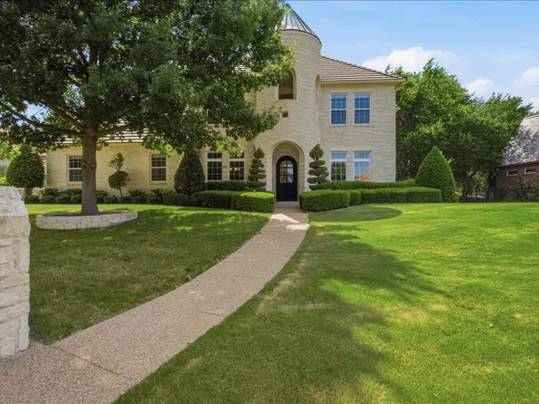 6705 Olympia Hills Rd, Fort Worth, TX 76132