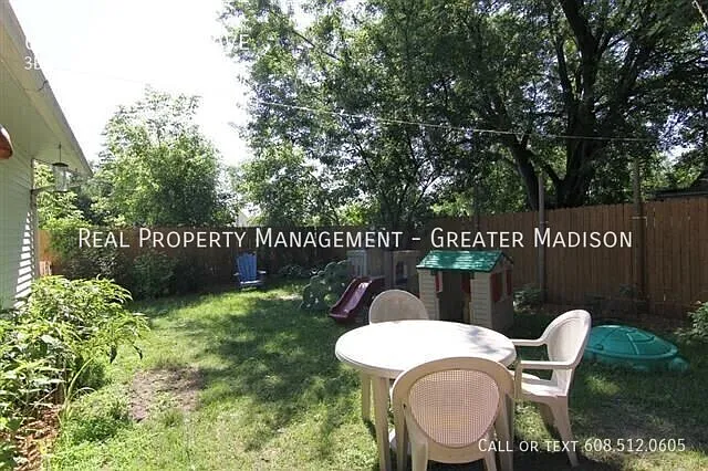 631 N Sherman Ave — Photo 18