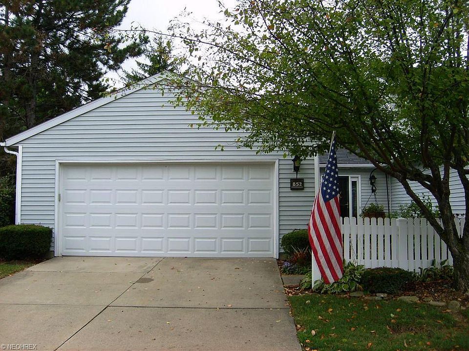 1st image of 852 Knightsbridge Dr