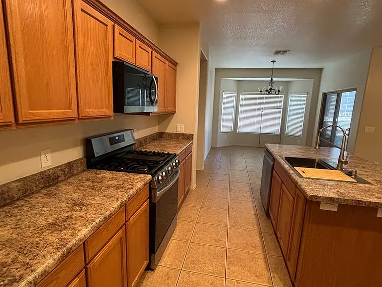5484 Canteria Ct — Photo 3