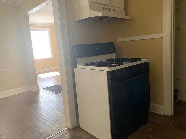 3734 Kearney Ave — Photo 7