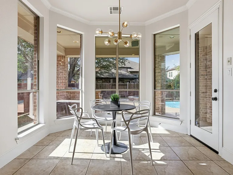 25707 Pierrmont Ct — Photo 32