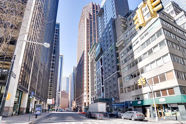 Rented by Oxford Property Group | media 37