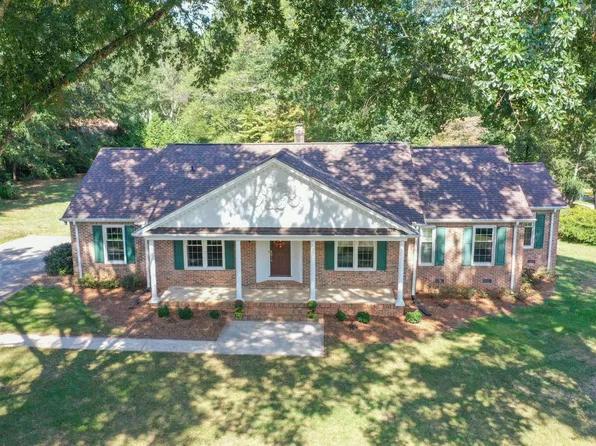 300 Heathwood Ln, Easley, SC 29640