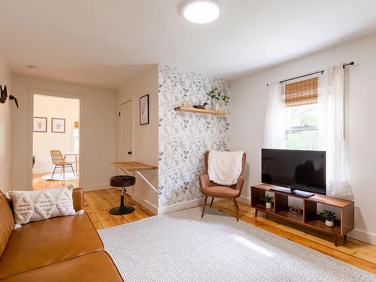 86 Picott Rd #2 — Photo 3
