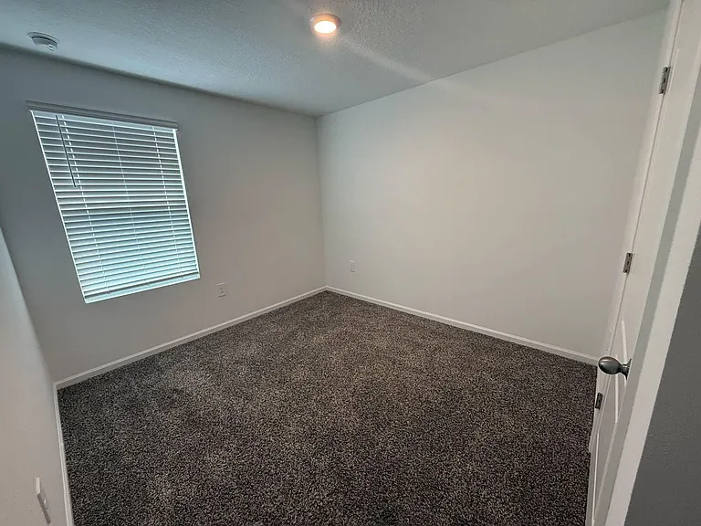 65183 Forest Glen Ln — Photo 33