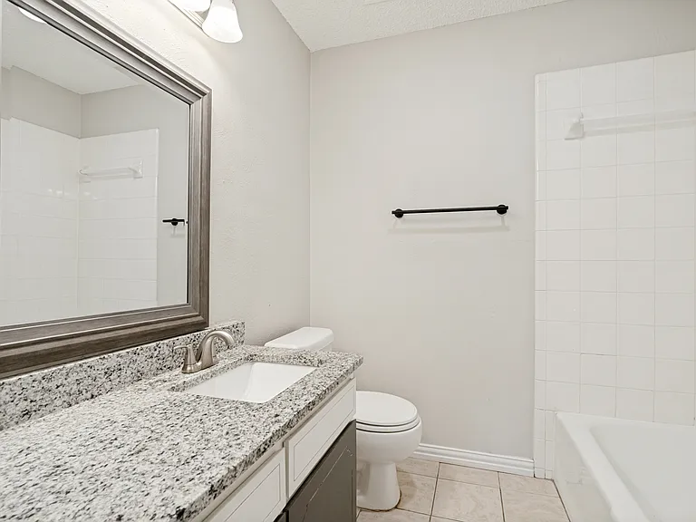 634 Lisa St — Photo 11