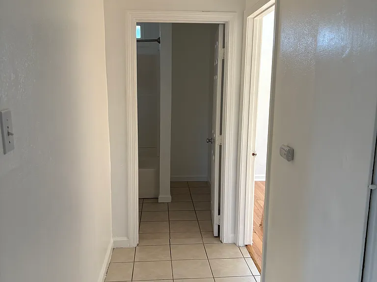123 Leslie St #B — Photo 19