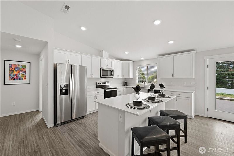 5th image of 27 Jonagold Lane