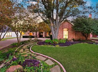 919 Riviera Dr, Mansfield, TX 76063