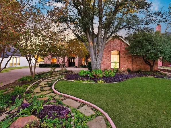 919 Riviera Dr, Mansfield, TX 76063