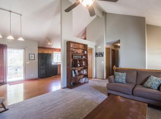109 Brian Cir, Council Bluffs, IA 51503