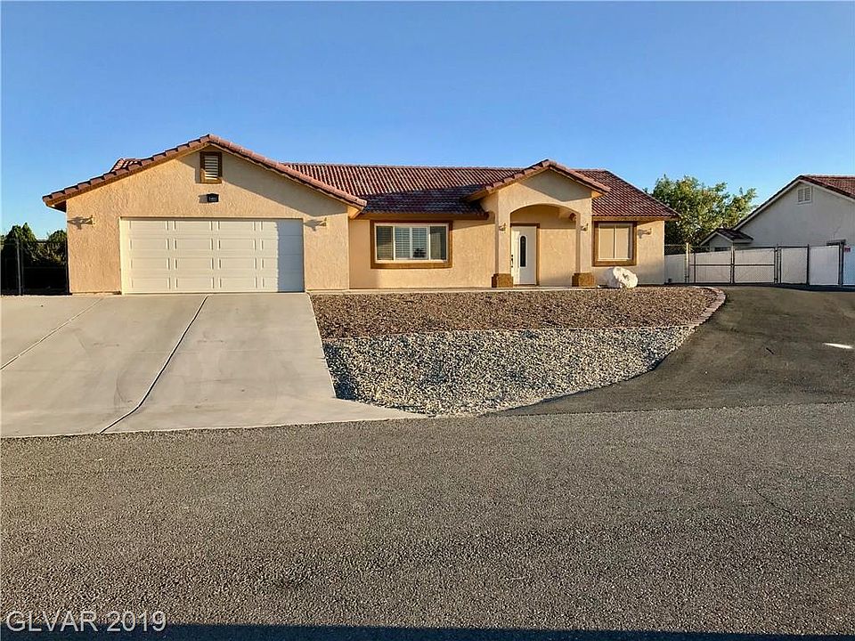 2nd image of 5401 Fieldstone Dr
