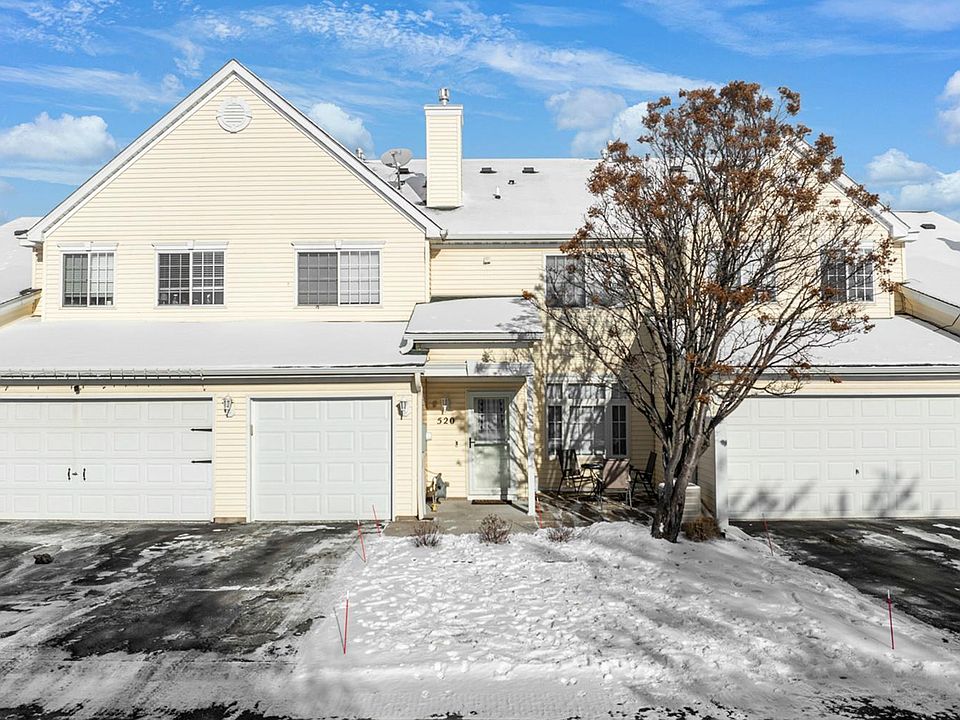 1st image of 520 Aqua Cir