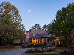 808 Middle Fork Trl, Suwanee, GA 30024