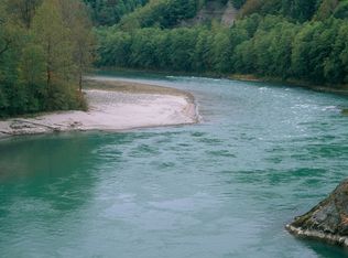 21184 Mann Rd, Mount Vernon, WA 98273