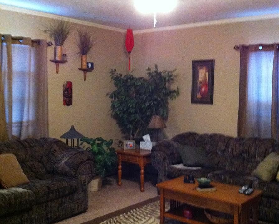 1st image of 378 Kensington Ave