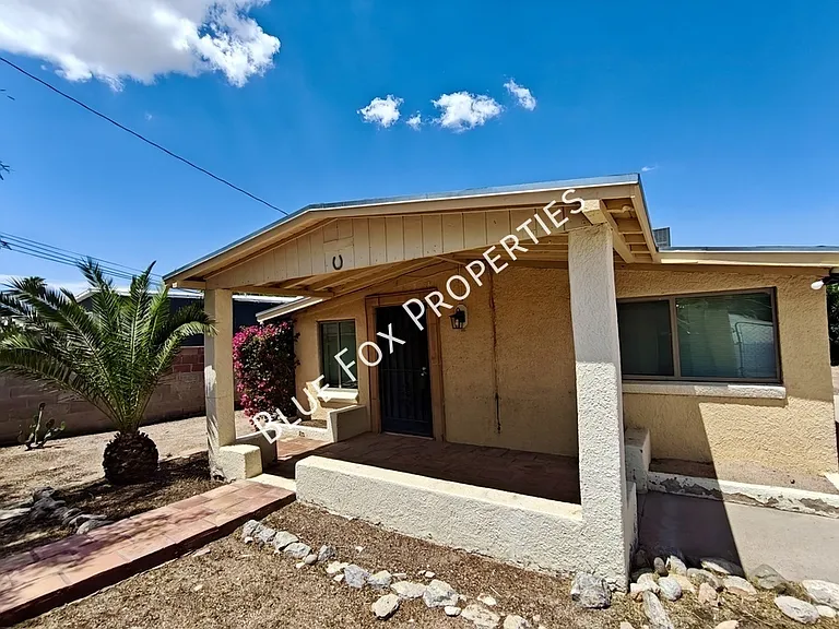2749 N Geronimo Ave — Photo 2