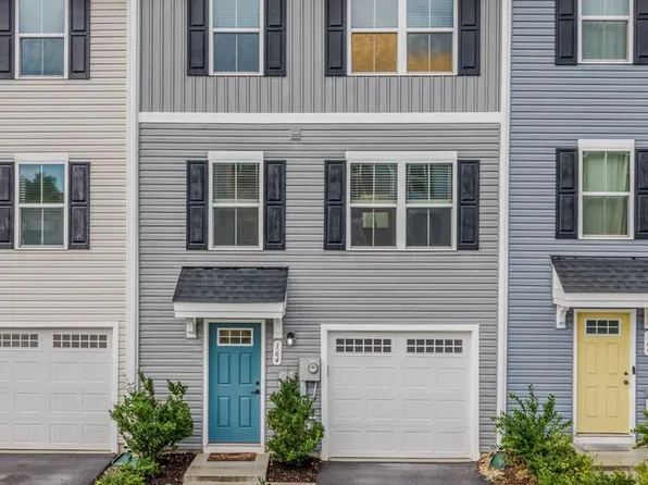 164 Ogunquit Dr, Martinsburg, WV 25403