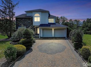 13 Racine Ln, Matawan, NJ 07747