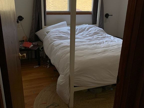 3rd image of 1652 N Humboldt Ave APT 9