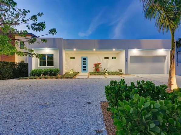 2163 Hillview St, Sarasota, FL 34239