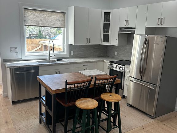4th image of 222A Saint Marks Rd