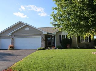 13211 Springhill Dr, Rockford, IL 61088
