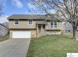 15328 V St, Omaha, NE 68137