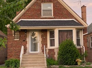 7223 S Troy St, Chicago, IL 60629