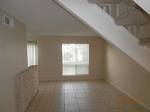 2nd image of 9915 Powhatan Dr #G-3