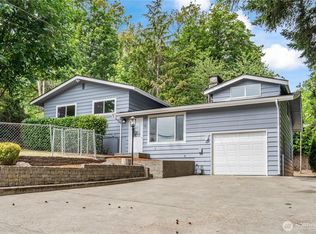 17611 118th Ave SE, Renton, WA 98058