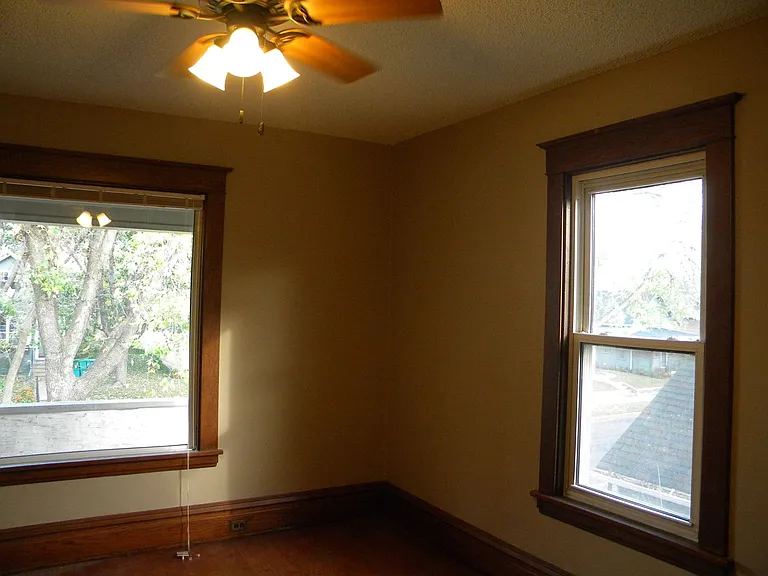 742 Buchanan St NE — Photo 14