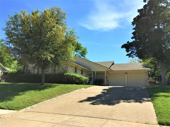 11036 Paddock Cir, Dallas, TX 75238