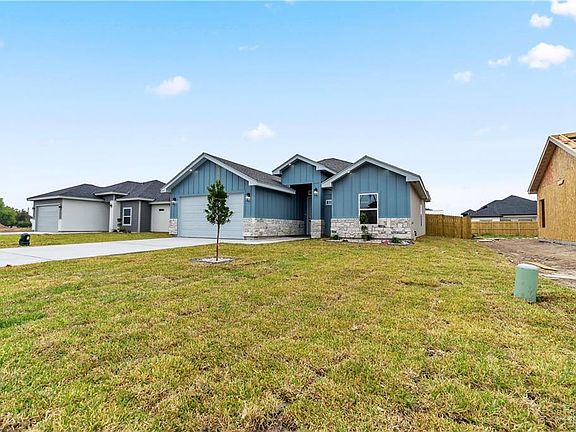 2nd image of 201 N Brooks Cir