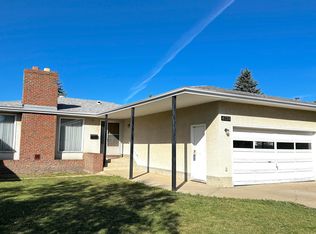 4128 110th St NW, Edmonton, AB T6J2T5