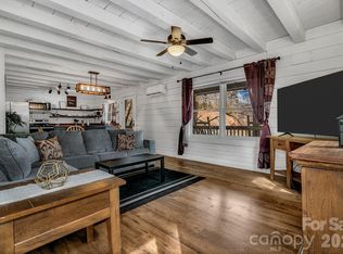 35 Creeds Cove Ln, Waynesville, NC 28785