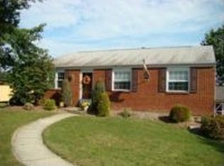 3 Valley View Ct, Delmont, PA 15626