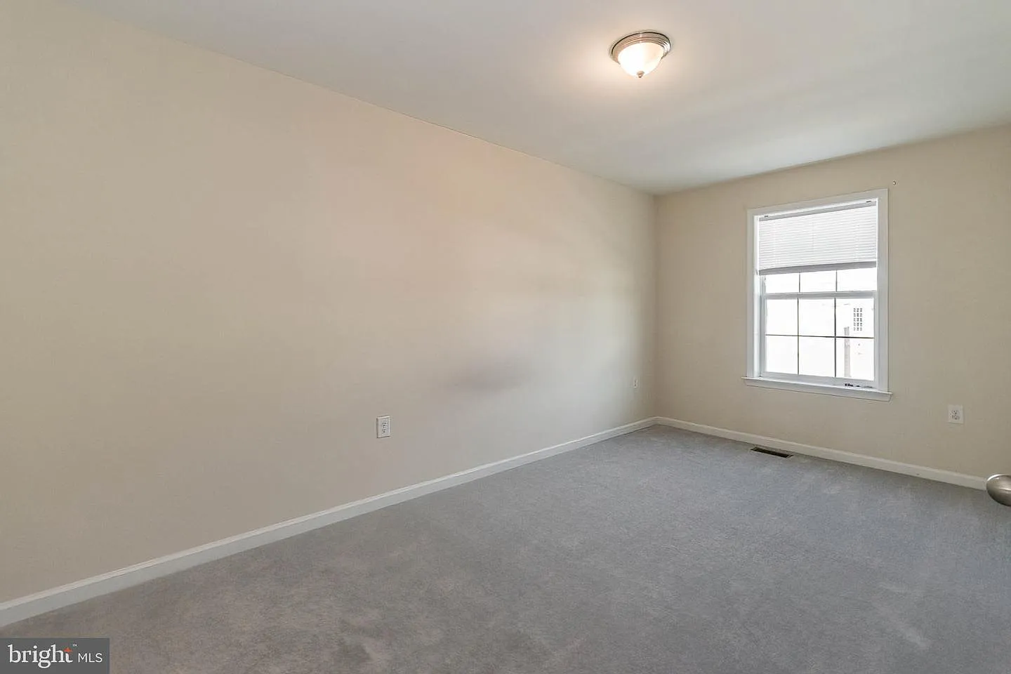 102 Oflannery Court 0828 - 1 — Photo 2