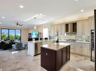 2874 Cinnamon Bay Cir, Naples, FL 34119