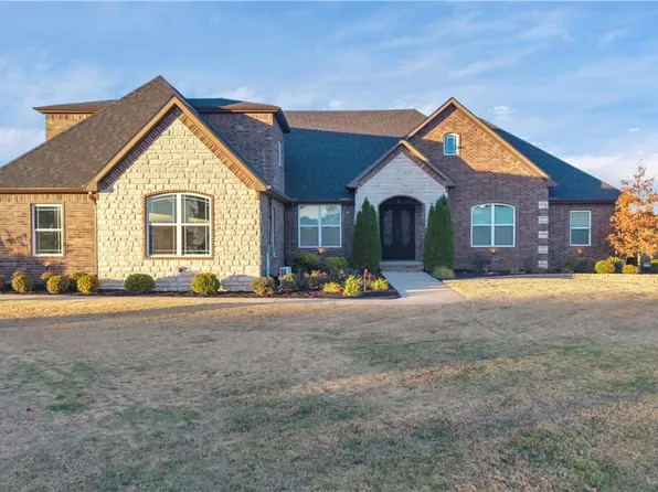 1678 Arbor Acres Ave, Springdale, AR 72762