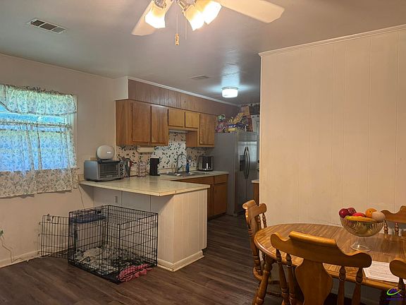 4th image of 1032 Elberta Rd