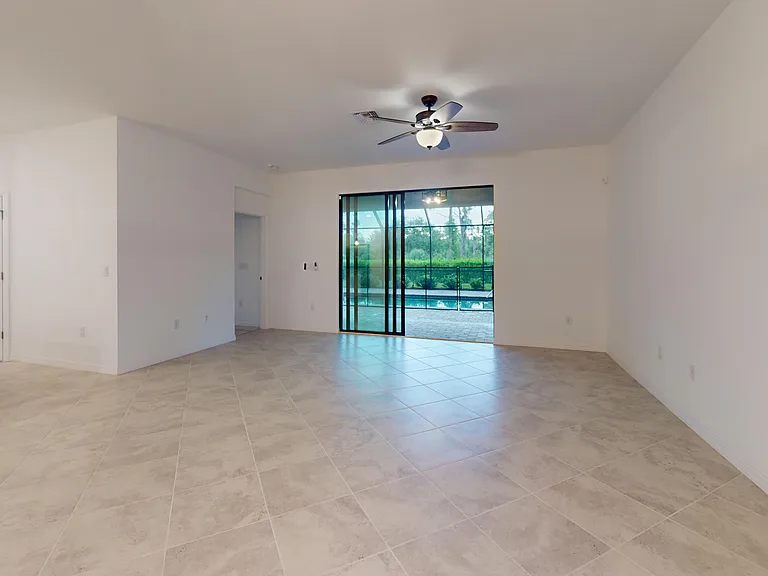 15888 Honey Suckle St — Photo 32