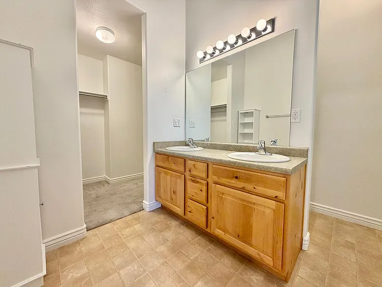 6712 S Bonham Ln — Photo 13