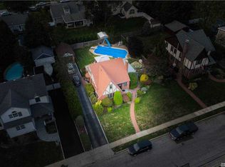 3439 Stratford Rd, Wantagh, NY 11793