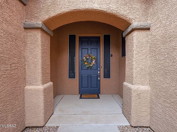 2nd image of 976 W Tenniel Dr