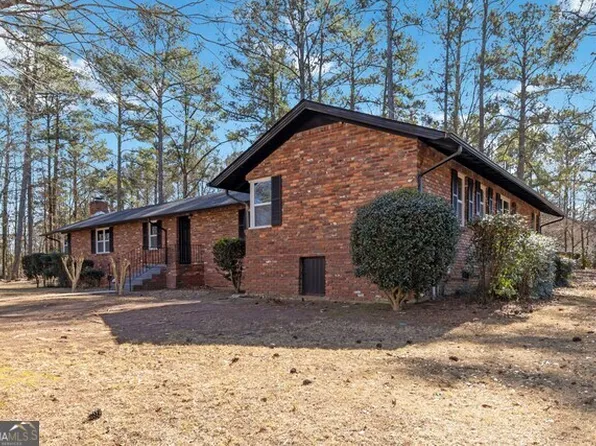 116 Lakepointe Ct, Stockbridge, GA 30281