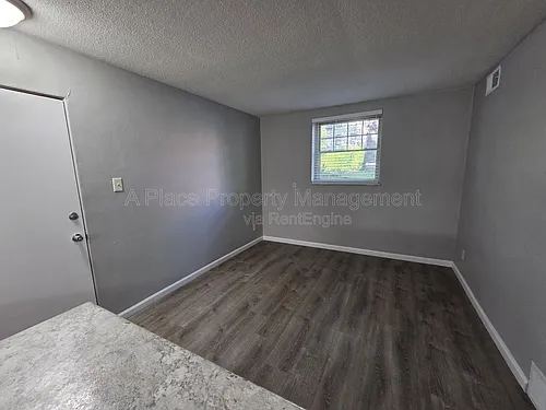 Roseland Terrace Apartments Photo 1