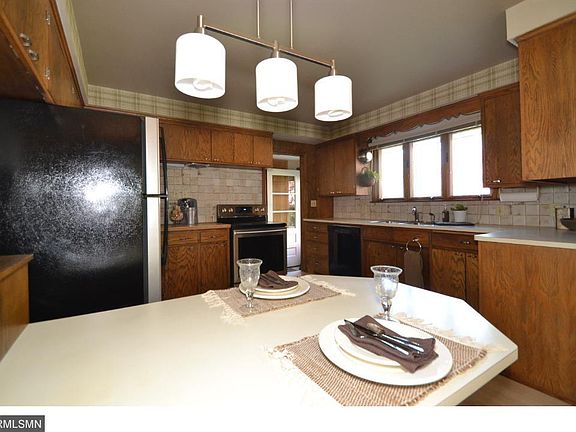 4th image of 3046 Stinson Blvd NE